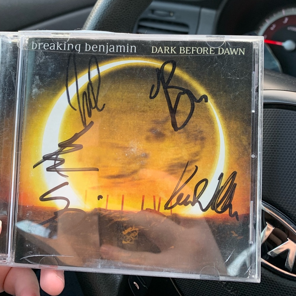 BREAKING BENJAMIN DARK BEFORE DAWN SIGNED CD